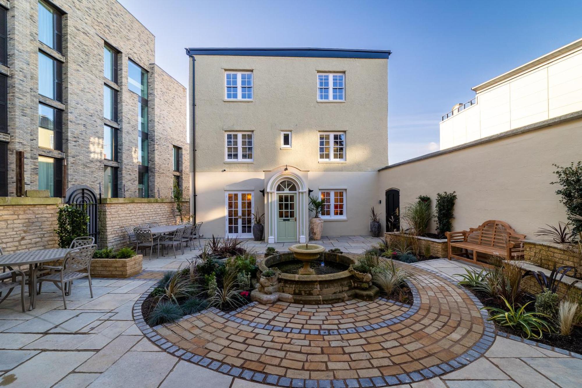Greyfriars Hideaway Villa Oxford Exterior photo